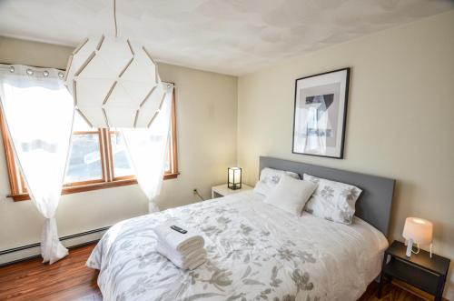 Michie House - Providence Gano St