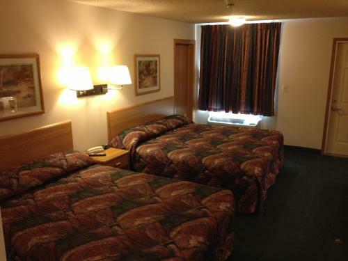 Posada Home Town Inn