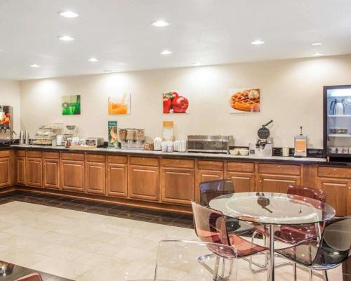 Posada Quality Inn St. Mary's