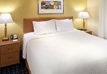Hotel Fairfield Inn And Suites By Marriott Cincinnati Eastgate