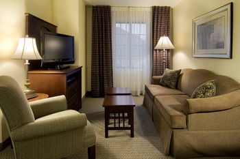 Hotel Staybridge Suites Akron-stow-cuyahoga Falls