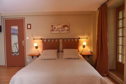 Hostal La Corr�rie