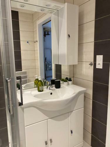Apartamento Studio Moderne & Fonctionnel, Proche Du Centre