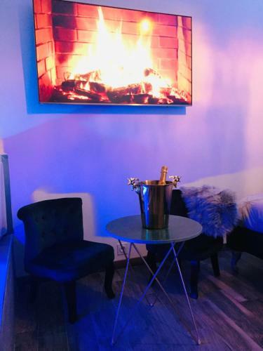 Hostal Amo'hote Suite �l�gance & Spa