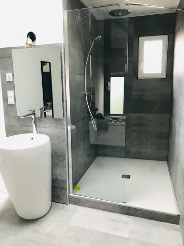 Hostal Amo'hote Suite �l�gance & Spa