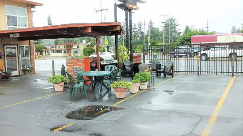 Fir Grove Motel