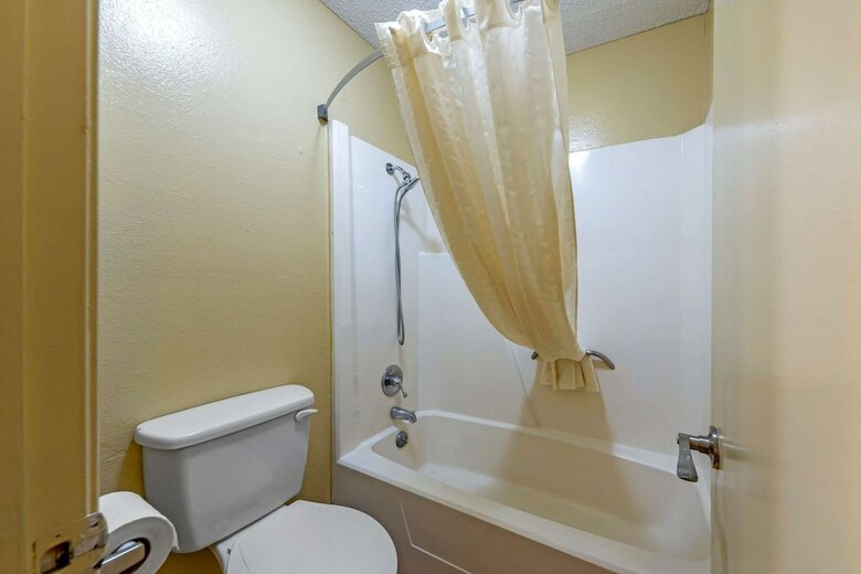 Hotel Econo Lodge Pryor