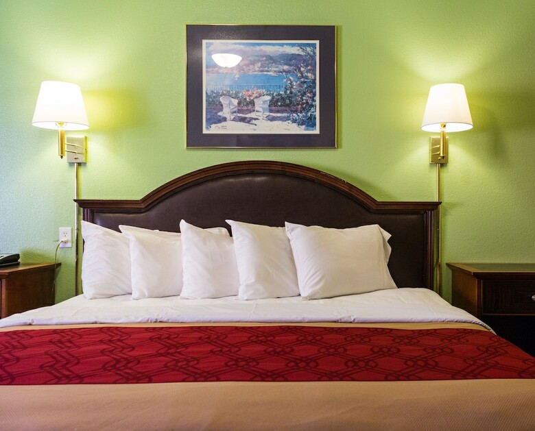 Hotel Econo Lodge Pryor