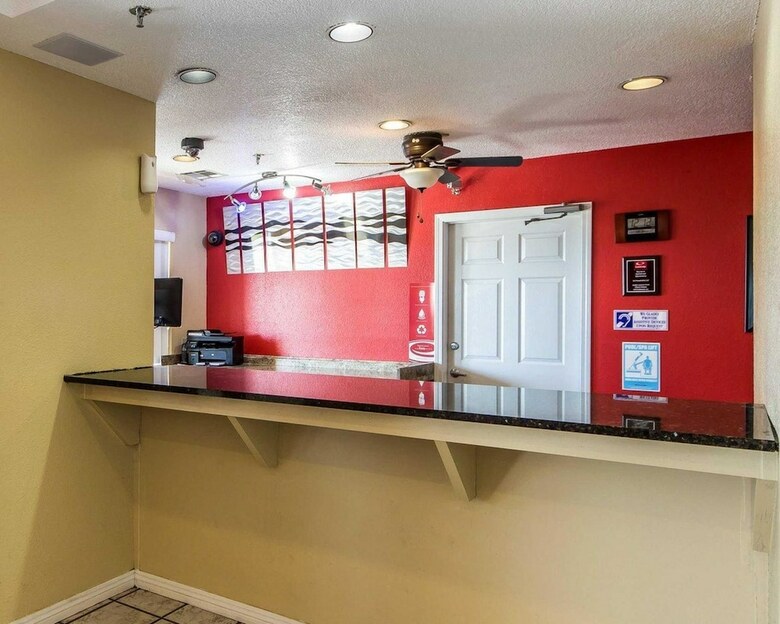 Hotel Econo Lodge Pryor