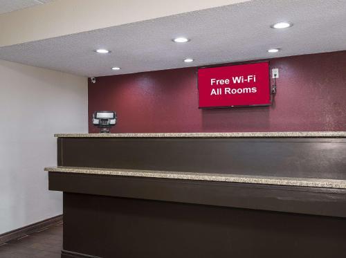 Hotel Red Roof Inn Cincinnati East - Beechmont