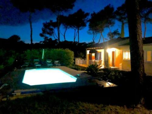 Charmante Villa Avec Piscine