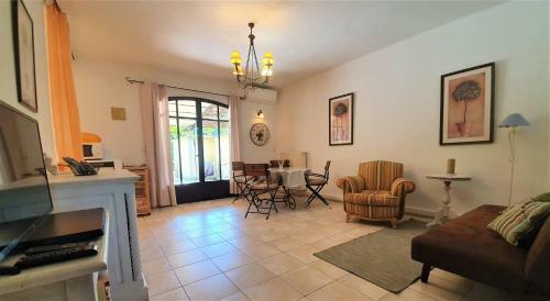 Hostal C�t� Provence