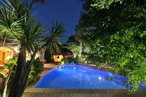Maison De Vacances Villa Cardabella