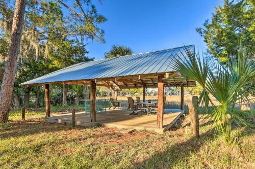 Remarkable Getaway Near Hilton Head Island!