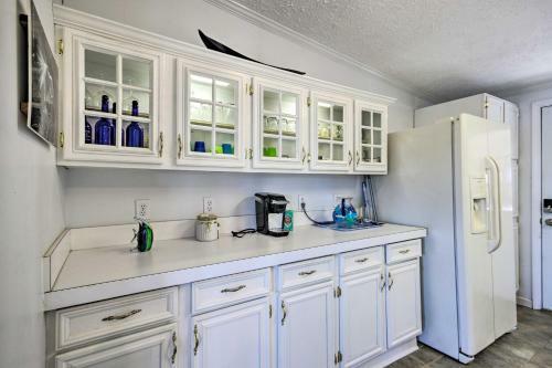 Pet-friendly Camden Getaway On Lake Wateree!