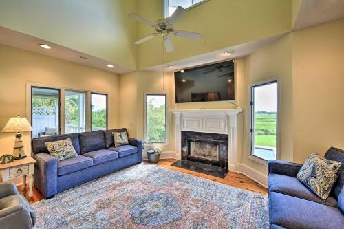 Exquisite Beaufort Home With Sunset Marsh Views!