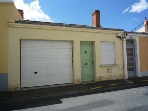 Maison Les Sables-d'olonne, 4 Pi�ces, 4 Personnes - Fr-1-92-655