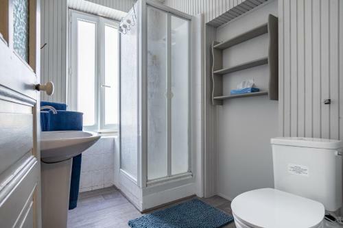 Un V�ritable Cocon De Charme � 100m De La Plage