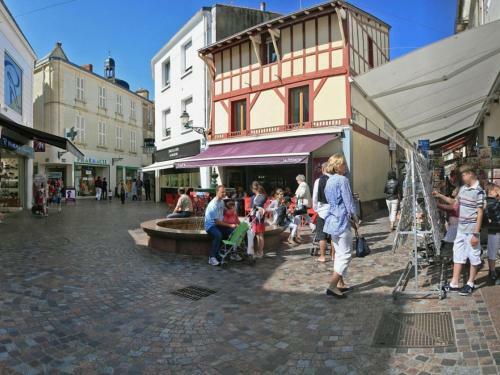 Apartamento Studio Les Sables-d'olonne, 1 Pi�ce, 4 Personnes - Fr-1-385-27