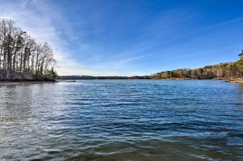 Pet-friendly Fair Play Getaway With Boat Dock!