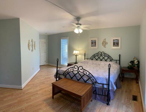 Beach Bum Paradise Edisto Beach With Pool