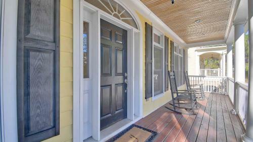 Beach Retreat By Peace Vacations