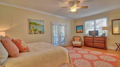 Beach Retreat By Peace Vacations