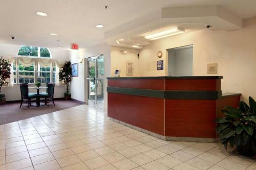 Hotel Super 8 By Wyndham Harbison/parkridge Hospital