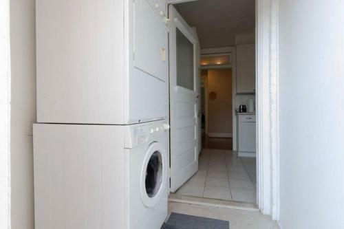Apartamento Charming Home Short Walk From Downtown