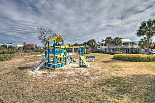 Villa Beachfront Oasis Condo With Deck And Pool Access