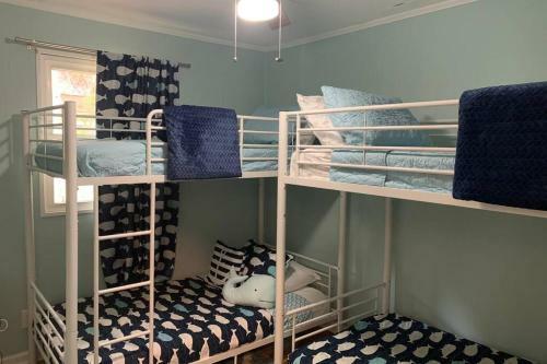 Pawleys Paradise 3br/3ba Free Bikes 3 Min To Beach!