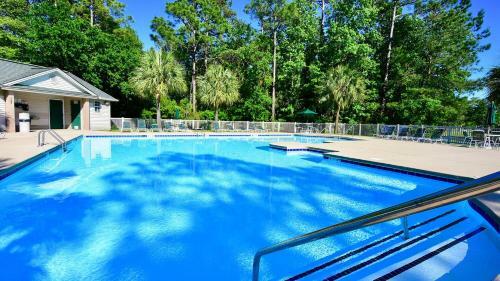 True Blue By Peace Vacations