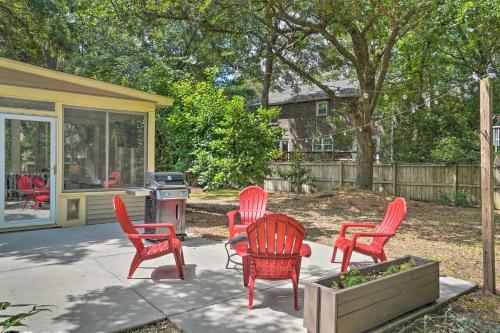 Modern Retreat 4 Mi To Isle Of Palms Beach!