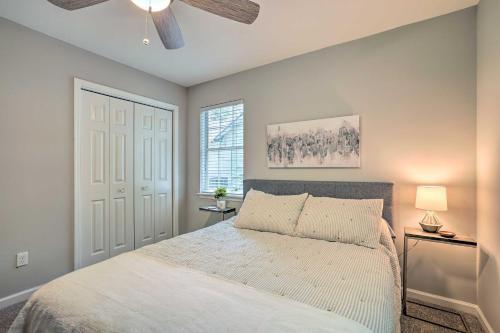 Modern Retreat 4 Mi To Isle Of Palms Beach!