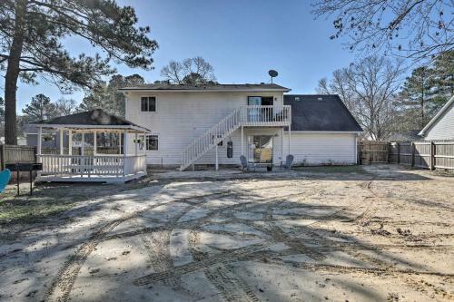 North Charleston Home With Fire Pit And Gazebo!