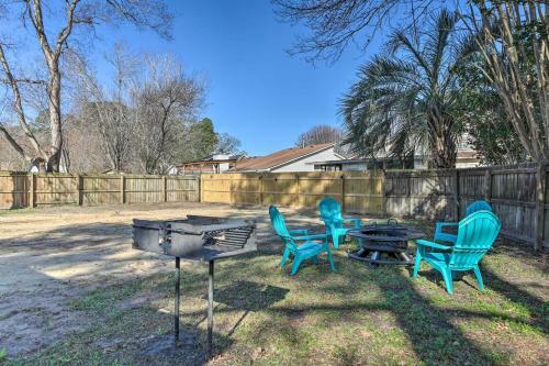 North Charleston Home With Fire Pit And Gazebo!