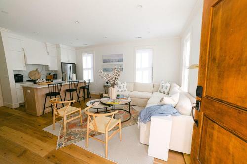 Guesthouse Charleston West 242 C