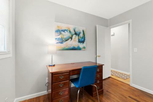 Pet-friendly, Fully Fenced Backyard, 20-min To Chs
