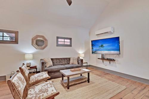 The Dunes On Coming Chic 8bd Luxury Duplex 2 Blocks From King Street