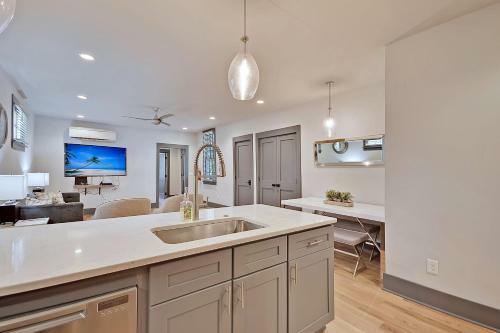 The Dunes On Coming Chic 8bd Luxury Duplex 2 Blocks From King Street