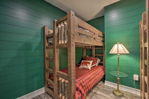 Lake Keowee Cottage With Deck And Private Dock!