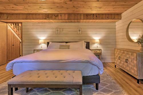 Pickens Cabin With Spacious Kitchen And Dining Area!