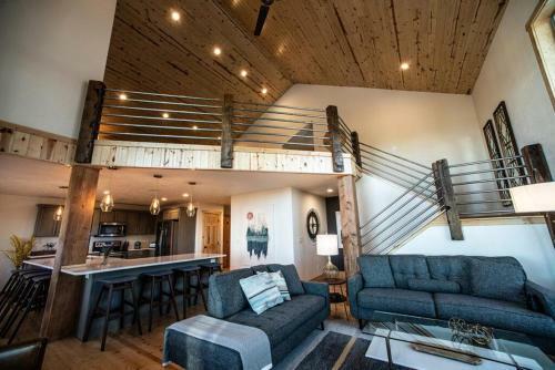 Little Hope Chalet At Terry Peak