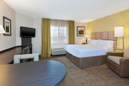 Candlewood Suites Polaris, An Ihg Hotel