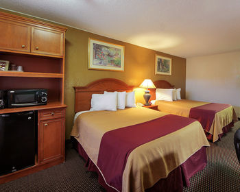 Motel Colonial Inn Shawnee