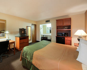 Motel Colonial Inn Shawnee