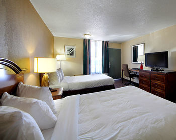 Motel Colonial Inn Shawnee