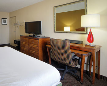 Motel Colonial Inn Shawnee