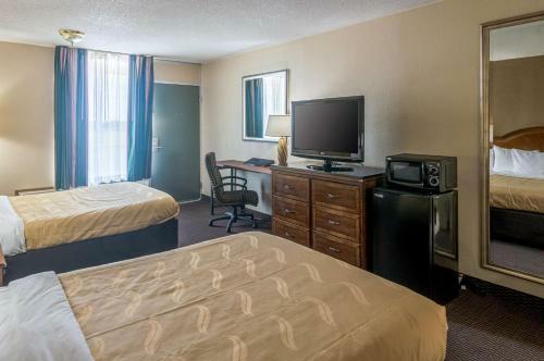 Motel Americas Best Value Inn Shawnee