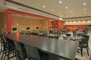 Holiday Inn Hotel & Suites Lima